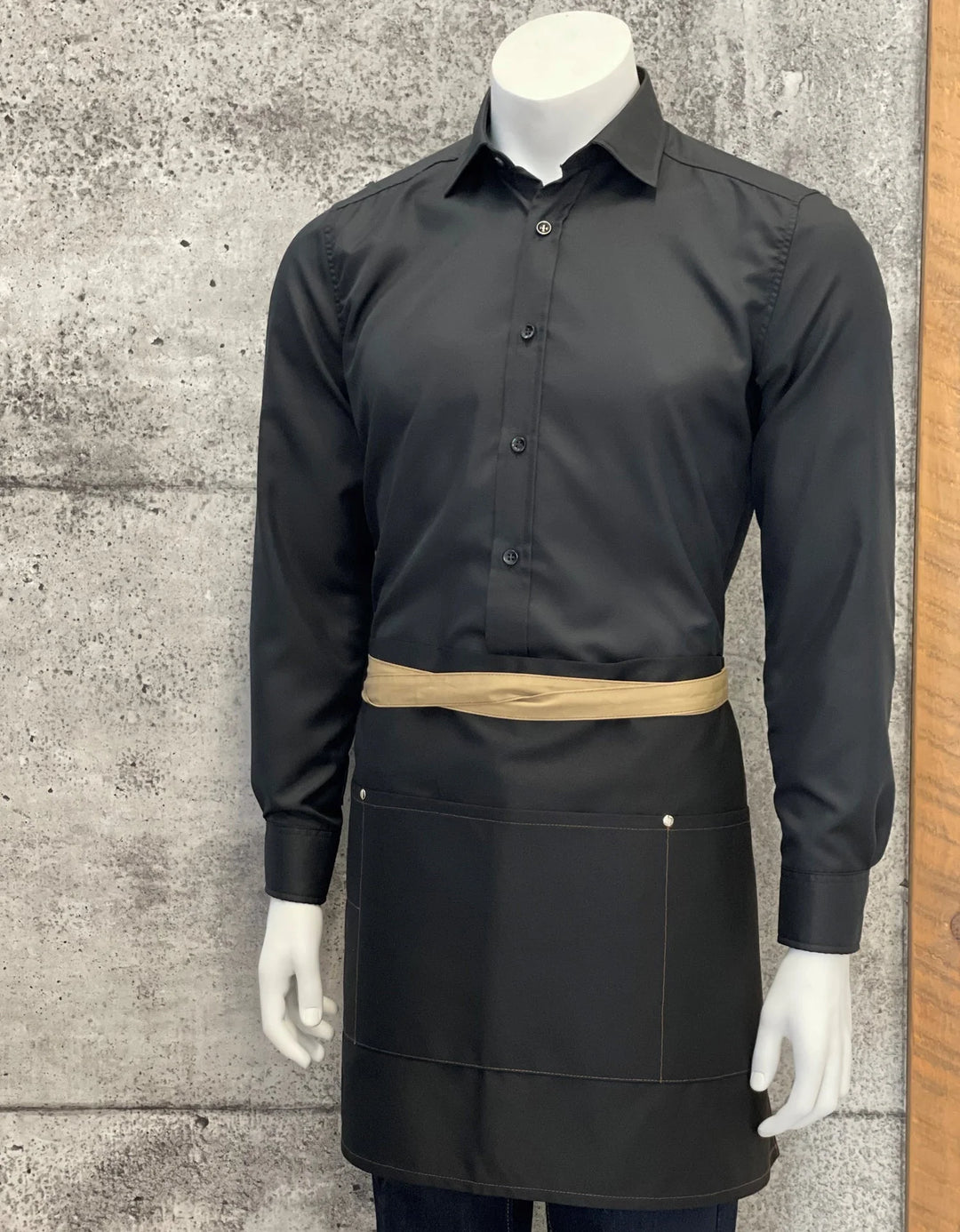 No Limits 18 X 30In Black & Beige Apron, Polyester & Cotton, With Colored Strap - Restaurant Equipment and Smallwares - Canadian Distribution
