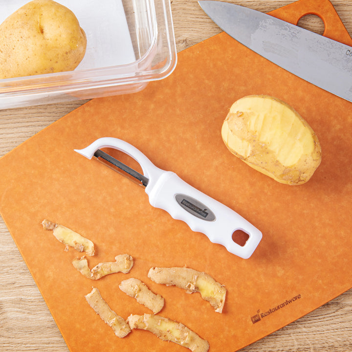 Restaurantware Comfy Grip 7.50In Stainless Steel Vegetable Peeler, White - Restaurant Equipment and Smallwares - Canadian Distribution - Ships Free Within Canada on Orders Above CAD $199