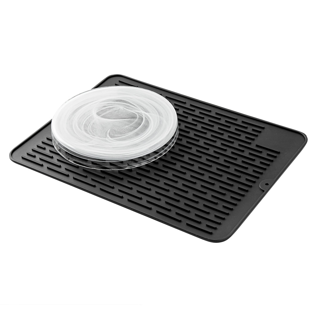 Restaurantware Comfy Grip Black Silicone Drying Mat, Rectangular, 15.75 x 11.75In - Restaurant Equipment and Smallwares - Canadian Distribution - Ships Free Within Canada on Orders Above CAD $199