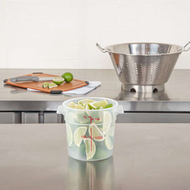 Restaurantware Met Lux 1 Quart Round Food Storage Containers, Translucent, 5 x 5 x 5 Inch, with Red Volume Markers - Restaurant Equipment and Smallwares - Canadian Distribution - Ships Free Within Canada on Orders Above CAD $199
