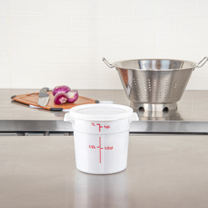 Restaurantware Met Lux Lid, White, Plastic, Round, for 1 Quart Food Storage Container - Restaurant Equipment and Smallwares - Canadian Distribution - Ships Free Within Canada on Orders Above CAD $199