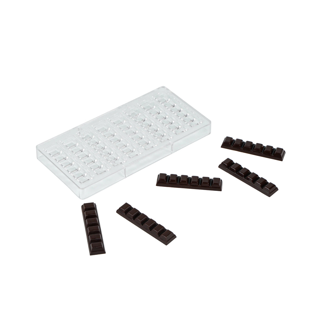 Restaurantware Pastry Tek 8-Compartment Break-Apart Candy & Chocolate Molds, Polycarbonate - Restaurant Equipment and Smallwares - Canadian Distribution - Ships Free Within Canada on Orders Above CAD $199