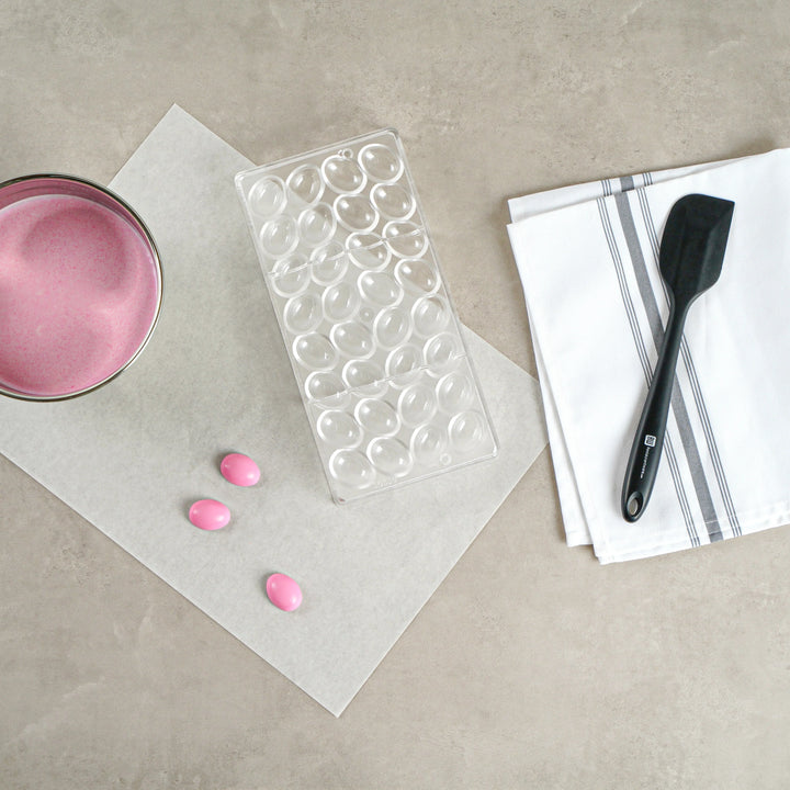 Restaurantware Pastry Tek 32-Compartment Egg Candy & Chocolate Molds, Polycarbonate - Restaurant Equipment and Smallwares - Canadian Distribution - Ships Free Within Canada on Orders Above CAD $199
