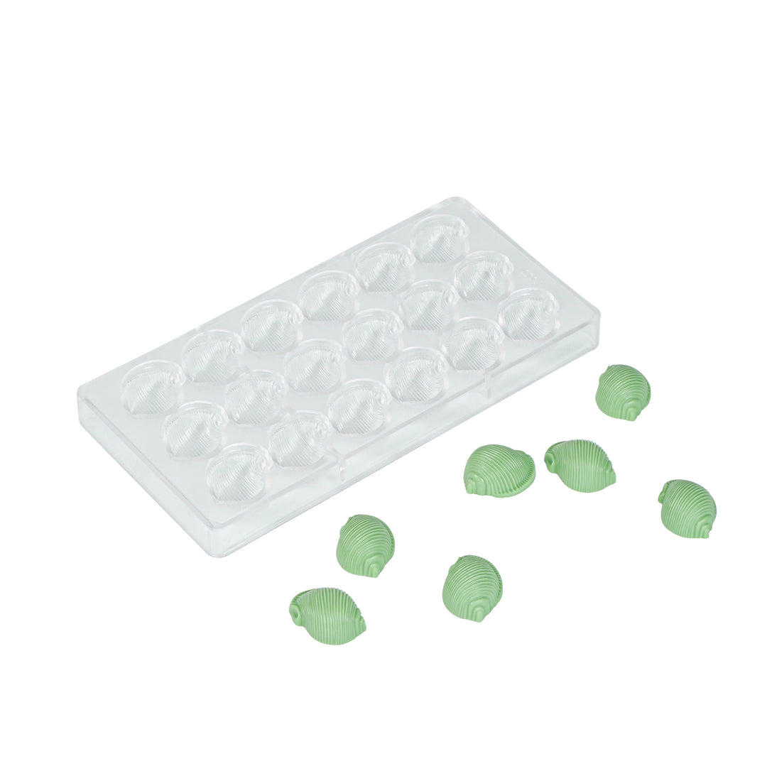 Restaurantware Pastry Tek 18-Compartment Sea Shell Candy & Chocolate Molds, Polycarbonate - Restaurant Equipment and Smallwares - Canadian Distribution - Ships Free Within Canada on Orders Above CAD $199