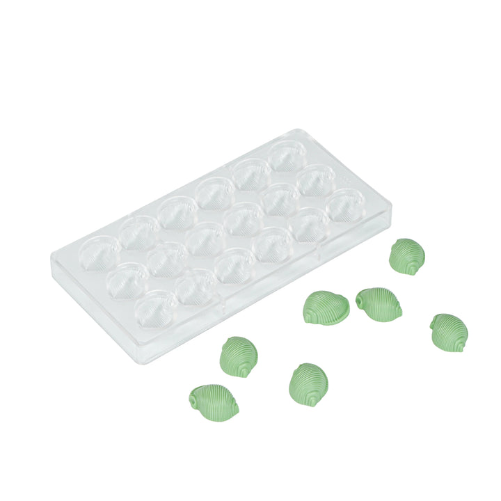 Restaurantware Pastry Tek 18-Compartment Sea Shell Candy & Chocolate Molds, Polycarbonate - Restaurant Equipment and Smallwares - Canadian Distribution - Ships Free Within Canada on Orders Above CAD $199