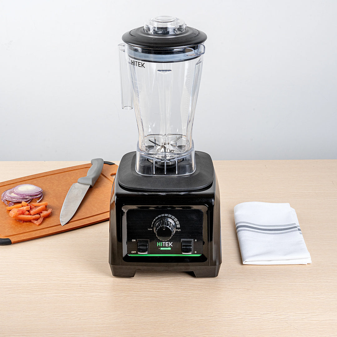 Restaurantware Hi Tek 64 Ounce Heavy-Duty Blender, with Toggle Control & Variable Speed - Restaurant Equipment and Smallwares - Canadian Distribution - Ships Free Within Canada on Orders Above CAD $199