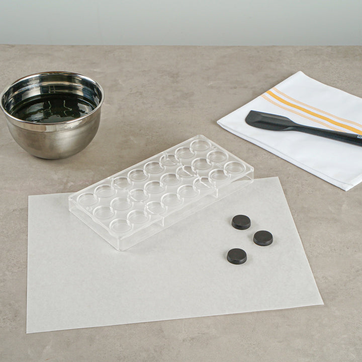 Restaurantware Pastry Tek 24-Compartment Cylinder Candy & Chocolate Molds, Polycarbonate - Restaurant Equipment and Smallwares - Canadian Distribution - Ships Free Within Canada on Orders Above CAD $199