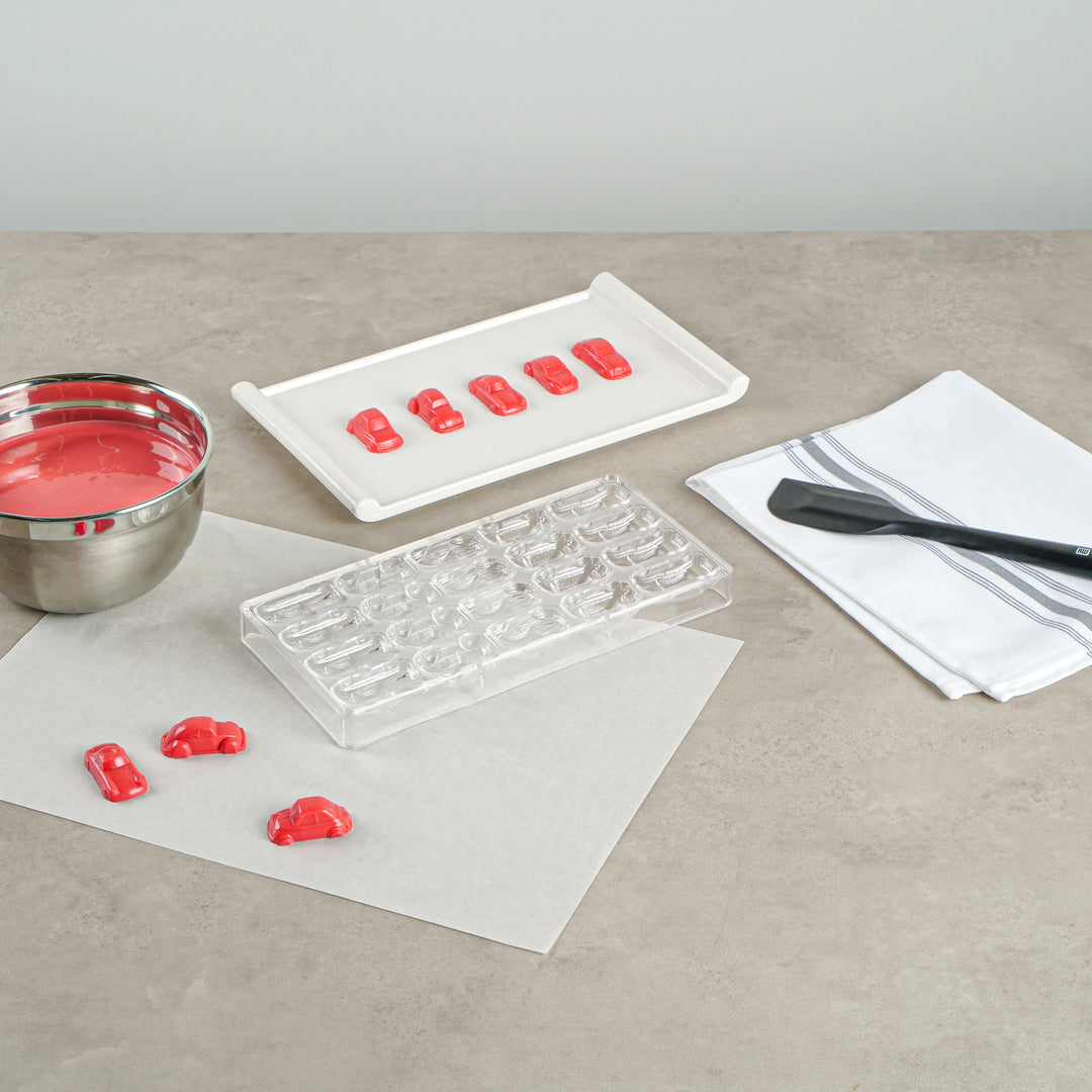 Restaurantware Pastry Tek 20-Compartment 3D Car Candy & Chocolate Molds, Polycarbonate - 10 Units/Case - Restaurant Equipment and Smallwares - Canadian Distribution - Ships Free Within Canada on Orders Above CAD $199