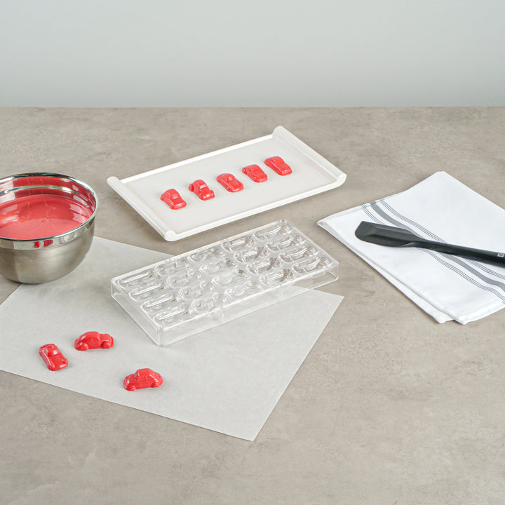 Restaurantware Pastry Tek 20-Compartment 3D Car Candy & Chocolate Molds, Polycarbonate - 10 Units/Case - Restaurant Equipment and Smallwares - Canadian Distribution - Ships Free Within Canada on Orders Above CAD $199