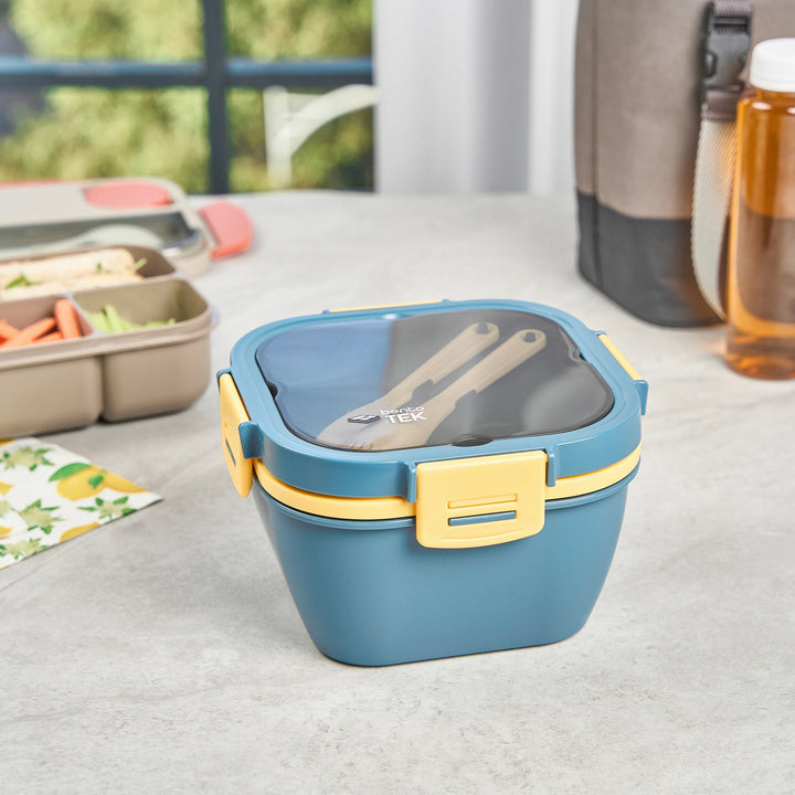 Restaurantware Bento Tek 58 Ounce Microwave-Safe Lunch Boxes, Blue & Yellow, 7.25 x 7.25 x 4.25 Inch, with Fork & Knife - 10 Units/Case - Restaurant Equipment and Smallwares - Canadian Distribution - Ships Free Within Canada on Orders Above CAD $199