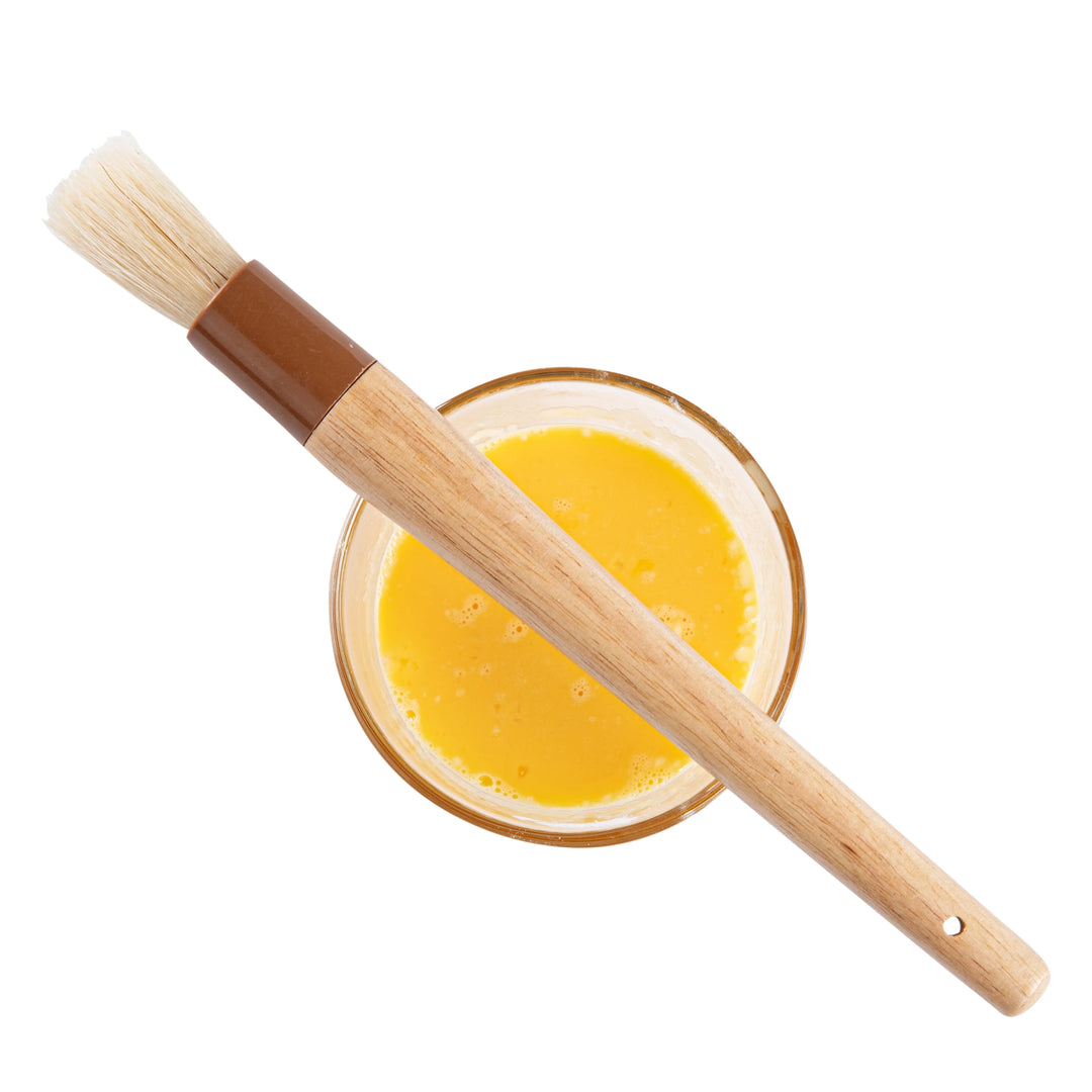 Restaurantware Pastry Tek 12In Natural Wood Pastry Brush, With Boar Bristle, 1In Wide - Restaurant Equipment and Smallwares - Canadian Distribution - Ships Free Within Canada on Orders Above CAD $199
