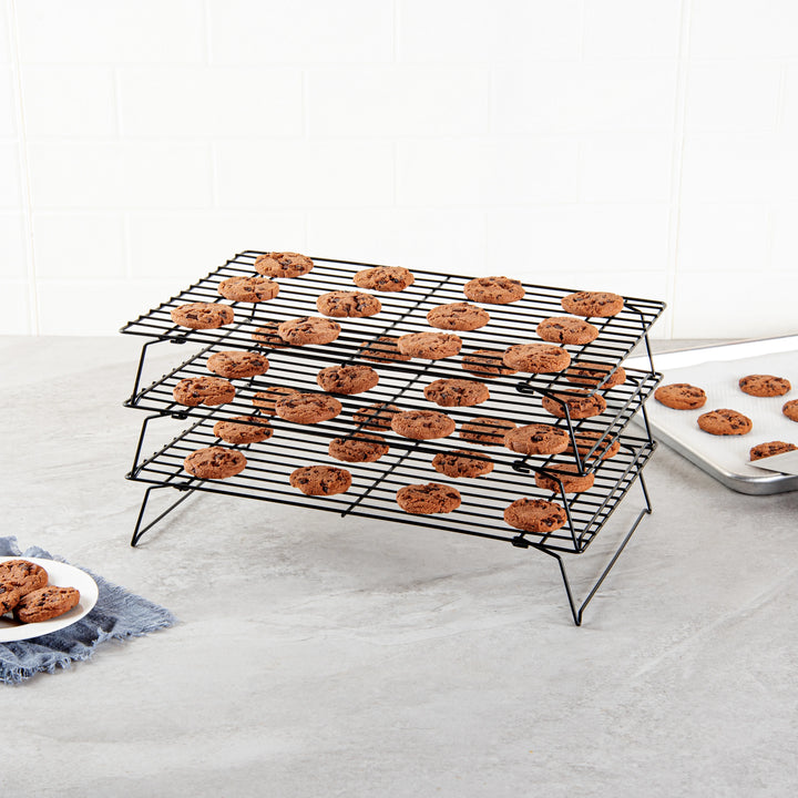 Restaurantware Met Lux 3-Tier Stackable Wire Cooling Rack Set, Black, Iron, 15.75 x 9.75 x 8.25In - Restaurant Equipment and Smallwares - Canadian Distribution - Ships Free Within Canada on Orders Above CAD $199