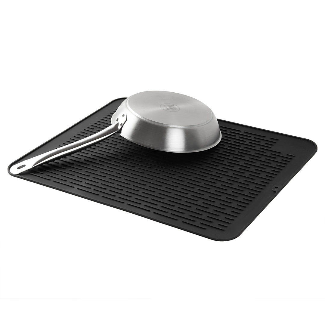 Restaurantware Comfy Grip Black Silicone Drying Mat, Rectangular, 23 x 18In - Restaurant Equipment and Smallwares - Canadian Distribution - Ships Free Within Canada on Orders Above CAD $199