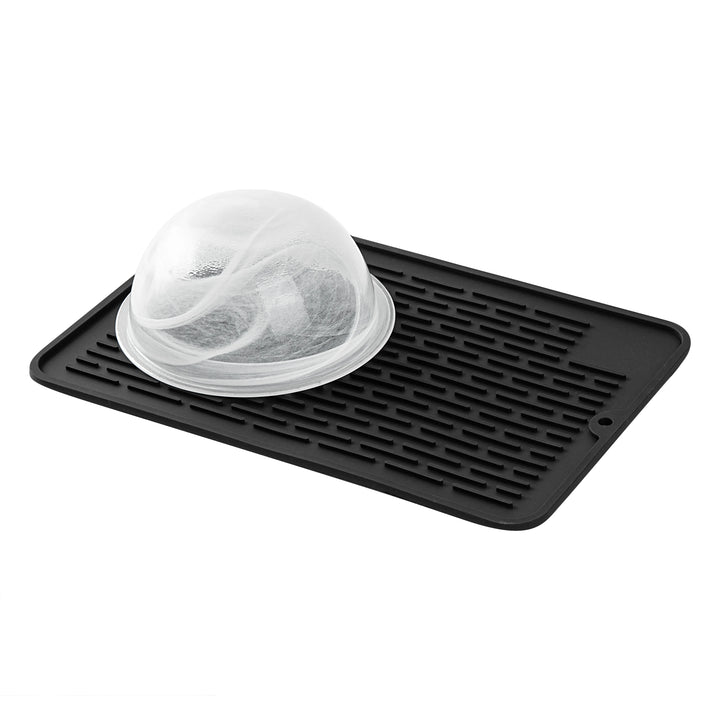 Restaurantware Comfy Grip Black Silicone Drying Mat, Rectangular, 11.75 x 7.75In - Restaurant Equipment and Smallwares - Canadian Distribution - Ships Free Within Canada on Orders Above CAD $199