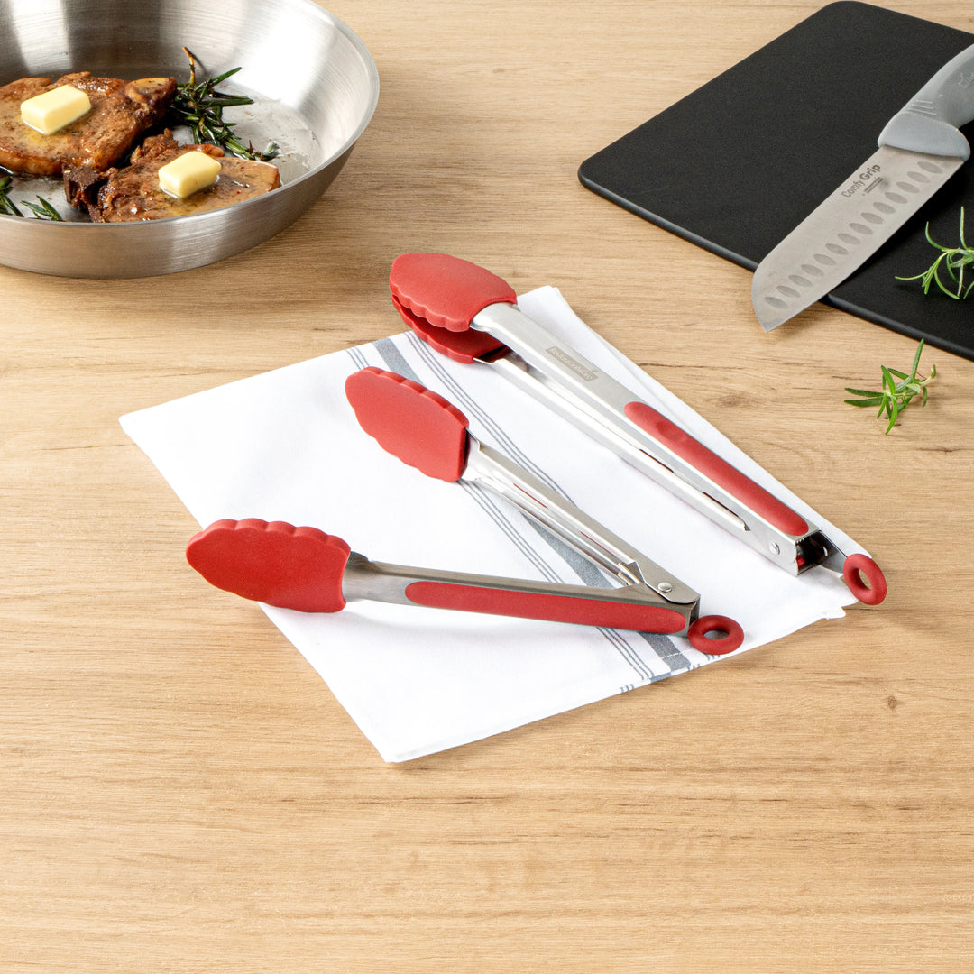 Restaurantware Met Lux Red Stainless Steel Scalloped Tong Set, 12 x 1.75 x 2In - Restaurant Equipment and Smallwares - Canadian Distribution - Ships Free Within Canada on Orders Above CAD $199