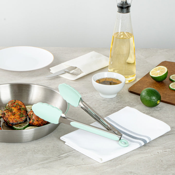Restaurantware Met Lux Teal Stainless Steel Scalloped Tong, 9 x 1.50 x 1In - Restaurant Equipment and Smallwares - Canadian Distribution - Ships Free Within Canada on Orders Above CAD $199