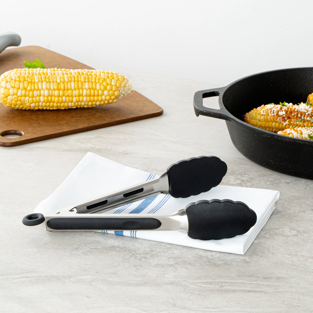 Restaurantware Met Lux Black Stainless Steel Scalloped Tong, 9 x 1.50 x 1In - Restaurant Equipment and Smallwares - Canadian Distribution - Ships Free Within Canada on Orders Above CAD $199