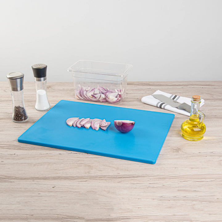 Restaurantware RW Base Cutting Boards, Blue, 20 x 15 Inch, Plastic - Restaurant Equipment and Smallwares - Canadian Distribution - Ships Free Within Canada on Orders Above CAD $199