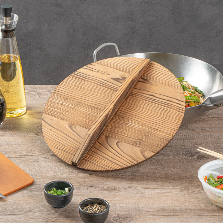 Restaurantware Motomori Wood Lids, Lightweight, for 12 Inch Wok - Restaurant Equipment and Smallwares - Canadian Distribution - Ships Free Within Canada on Orders Above CAD $199