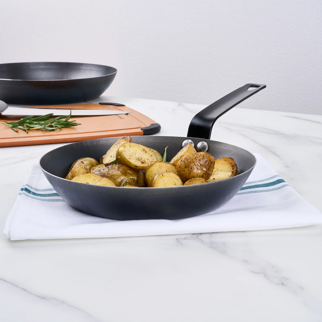 Restaurantware Met Lux 9 Inch Fry Pans, Carbon Steel, Black - Restaurant Equipment and Smallwares - Canadian Distribution - Ships Free Within Canada on Orders Above CAD $199