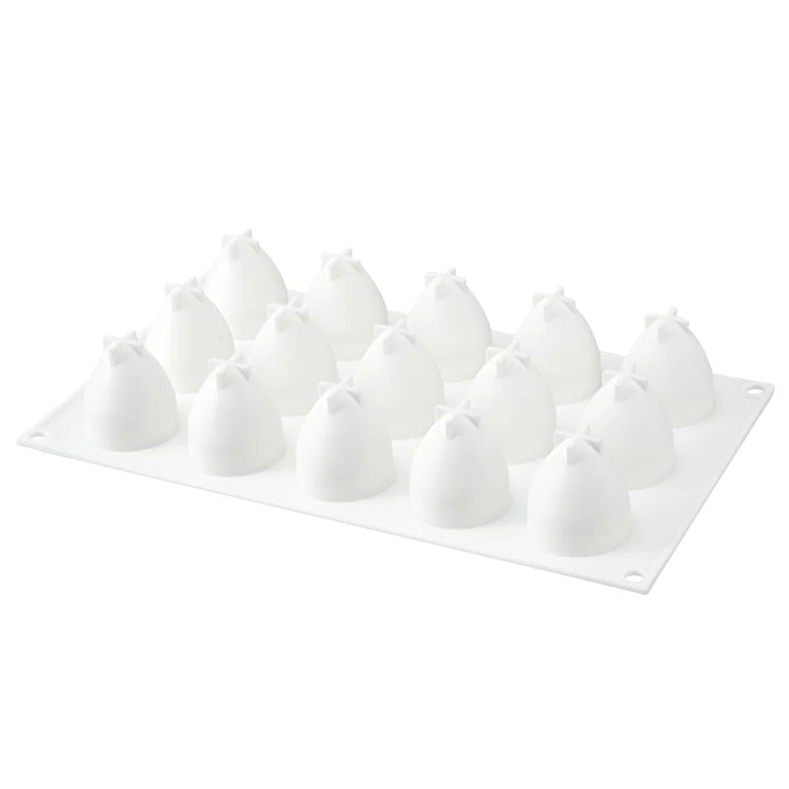 Restaurantware Pastry Tek 15-Compartment Silicone Strawberry Molds - Restaurant Equipment and Smallwares - Canadian Distribution
