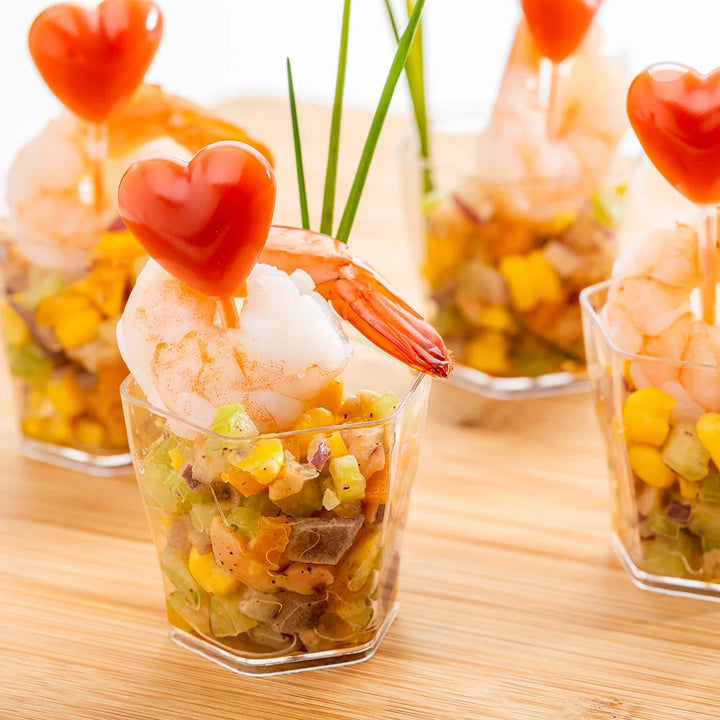 Restaurantware Gastro Science 4 Milliliters Red Plastic Heart Pipettes, Food Grade - Restaurant Equipment and Smallwares - Canadian Distribution - Ships Free Within Canada on Orders Above CAD $199