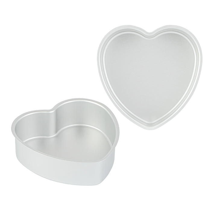 Restaurantware Met Lux Aluminum Heart Cake Pans, 6 X 6 X 2In - Restaurant Equipment and Smallwares - Canadian Distribution - Ships Free Within Canada on Orders Above CAD $199