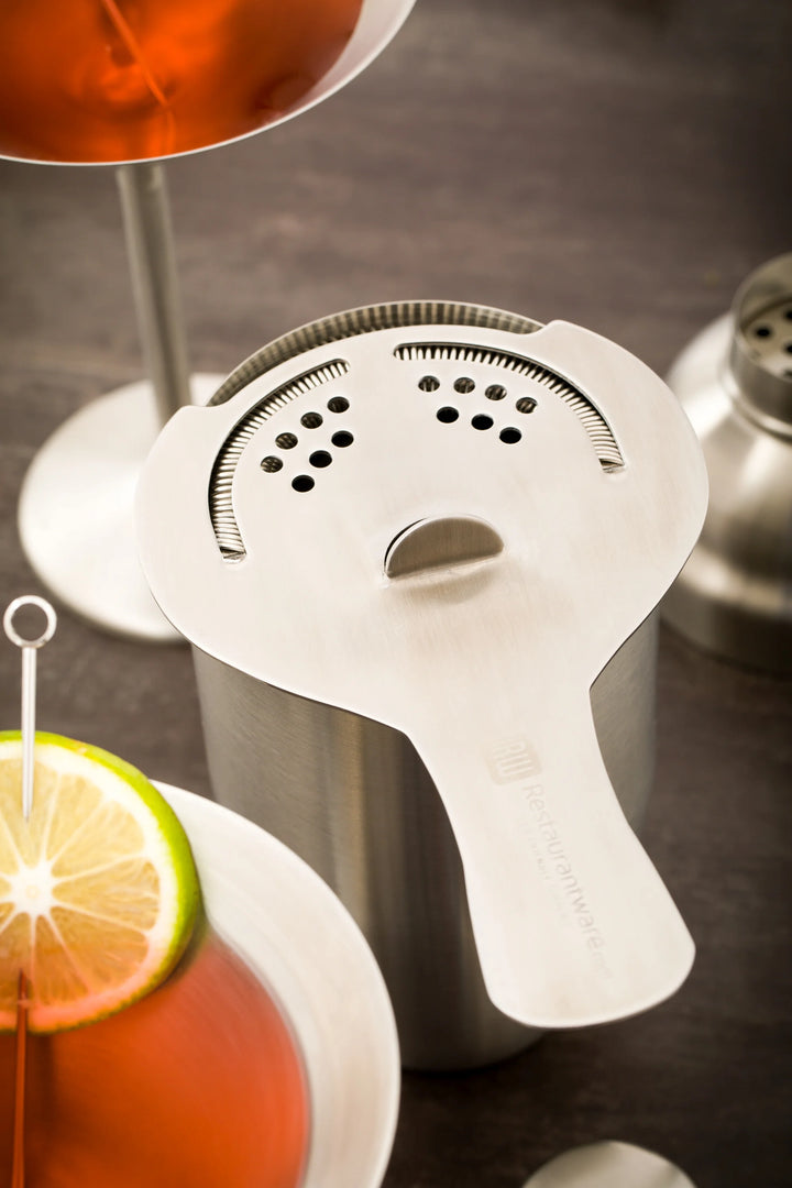 Restaurantware Bar Lux Stainless Steel Hawthorne Strainer - Restaurant Equipment and Smallwares - Canadian Distribution - Ships Free Within Canada on Orders Above CAD $199