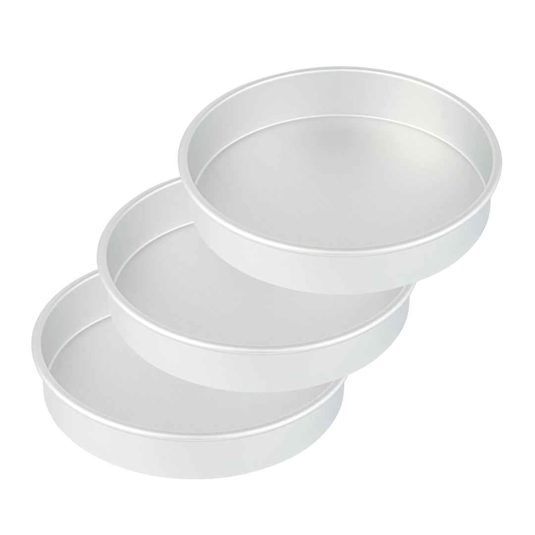 Restaurantware Met Lux 10 x 10 x 2 Inch Cake Pan, Aluminum, Round, Straight-Sided - Restaurant Equipment and Smallwares - Canadian Distribution - Ships Free Within Canada on Orders Above CAD $199