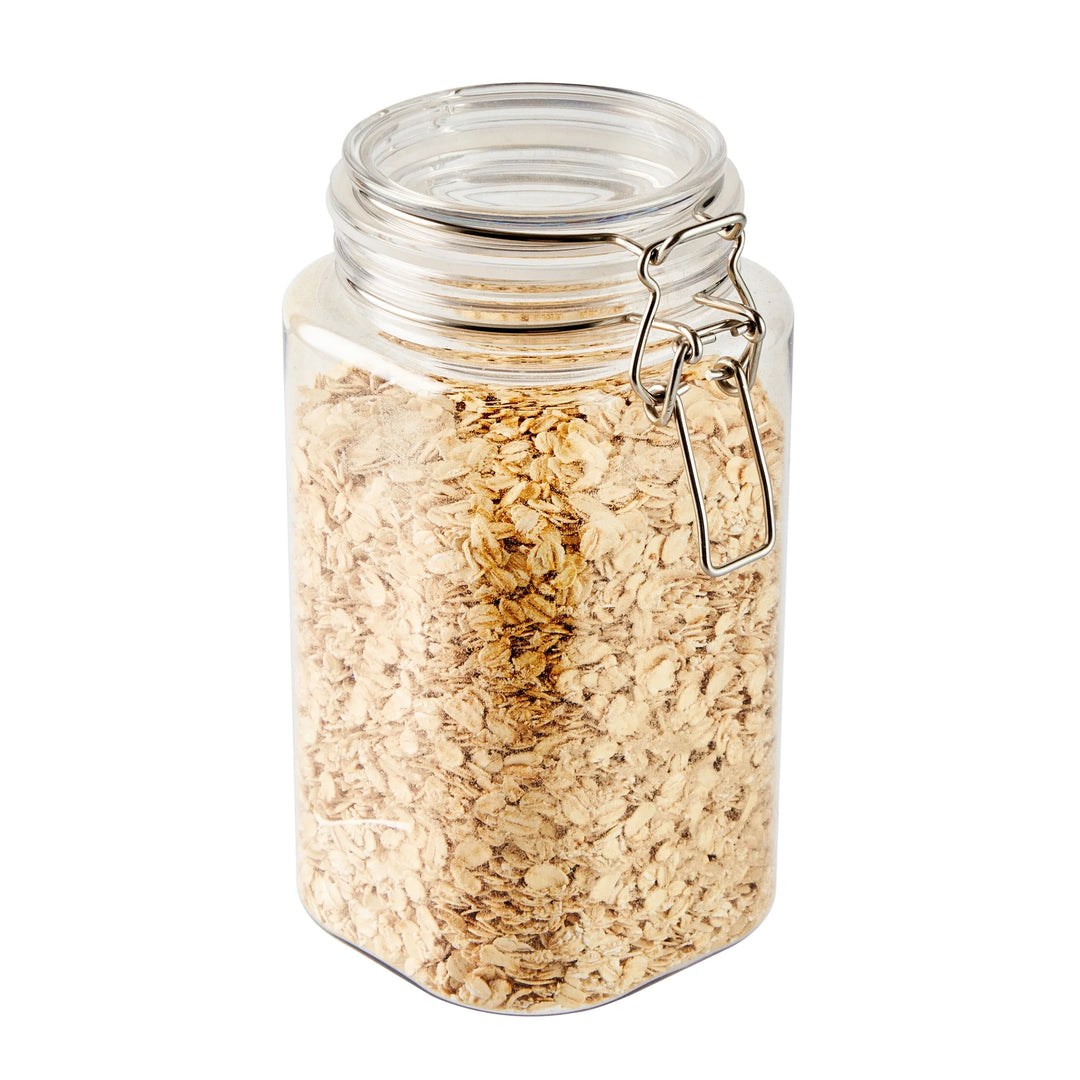 Restaurantware Met Lux 53 Ounce Plastic Storage Jars, Clear, Square, 4.25 x 4.25 x 7.75 Inch, Hinged Lid - Restaurant Equipment and Smallwares - Canadian Distribution - Ships Free Within Canada on Orders Above CAD $199