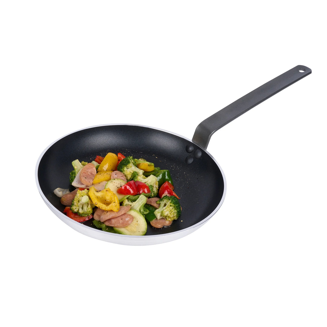 Restaurantware Met Lux 13 Inch Non-Stick Heavy-Duty Induction Ready Fry Pan, Aluminum - Restaurant Equipment and Smallwares - Canadian Distribution - Ships Free Within Canada on Orders Above CAD $199