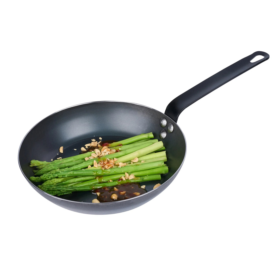 Restaurantware Met Lux 9.50 Inch Fry Pan, Carbon Steel, Black - Restaurant Equipment and Smallwares - Canadian Distribution - Ships Free Within Canada on Orders Above CAD $199