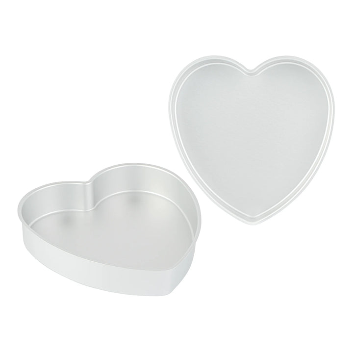 Restaurantware Met Lux 10 x 10 x 2 Inch Cake Pan, Aluminum, Heart-Shaped - Restaurant Equipment and Smallwares - Canadian Distribution - Ships Free Within Canada on Orders Above CAD $199