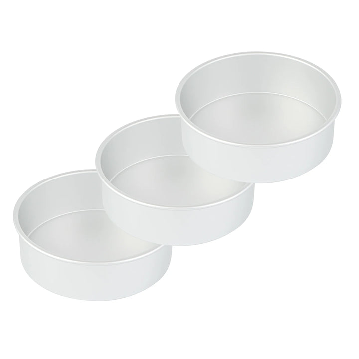 Restaurantware Met Lux 9 x 9 x 3 Inch Cake Pan, Aluminum, Round, Straight-Sided - Restaurant Equipment and Smallwares - Canadian Distribution - Ships Free Within Canada on Orders Above CAD $199