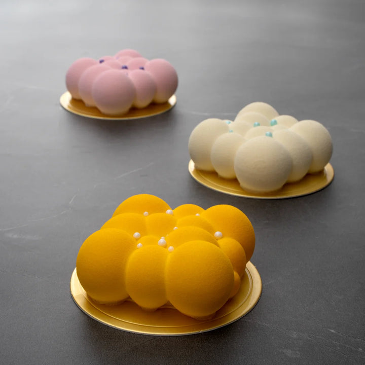 Restaurantware Pastry Tek 6-Compartment Silicone Bubble Cloud Mold - Restaurant Equipment and Smallwares - Canadian Distribution - Ships Free Within Canada on Orders Above CAD $199