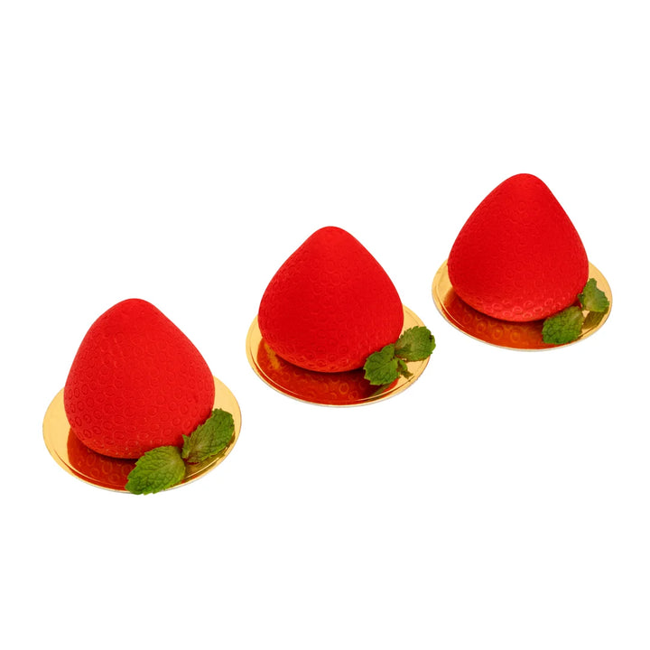 Restaurantware Pastry Tek 8-Compartment Silicone Strawberry Molds - 10 Units/Case - Restaurant Equipment and Smallwares - Canadian Distribution - Ships Free Within Canada on Orders Above CAD $199