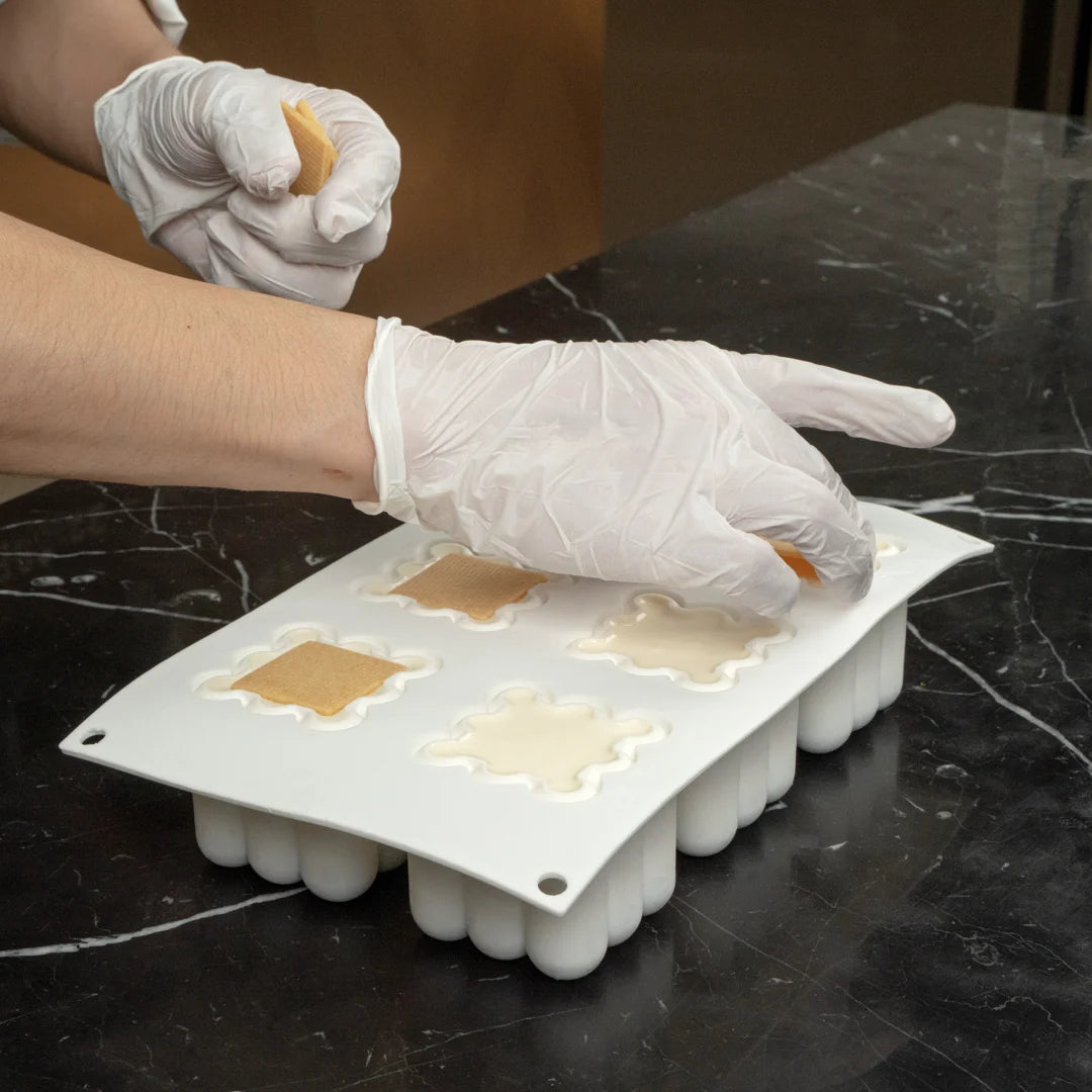 Restaurantware Pastry Tek 6-Compartment Silicone Bubble Cube Molds - 10 Units/Case - Restaurant Equipment and Smallwares - Canadian Distribution - Ships Free Within Canada on Orders Above CAD $199