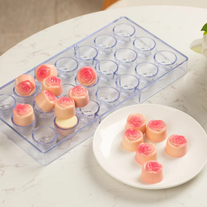 Restaurantware Pastry Tek 21-Compartment Rose Candy & Chocolate Mold, Polycarbonate - Restaurant Equipment and Smallwares - Canadian Distribution - Ships Free Within Canada on Orders Above CAD $199