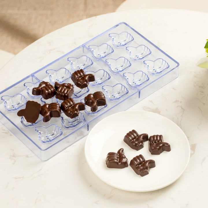 Restaurantware Pastry Tek 18-Compartment Thumbs Up Candy & Chocolate Mold, Polycarbonate - Restaurant Equipment and Smallwares - Canadian Distribution - Ships Free Within Canada on Orders Above CAD $199
