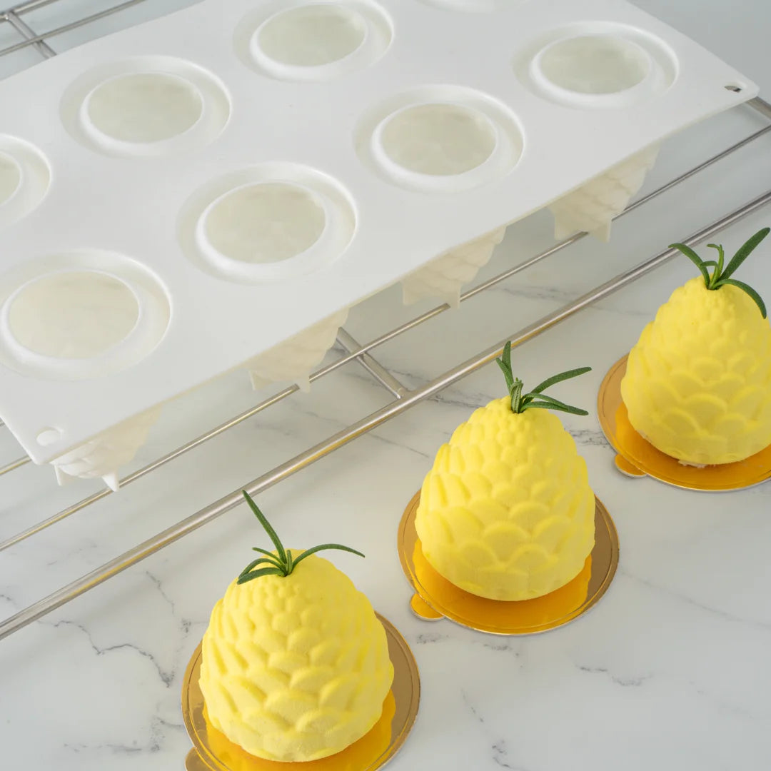 Restaurantware Pastry Tek 8-Compartment Silicone Pineapple Mold - Restaurant Equipment and Smallwares - Canadian Distribution - Ships Free Within Canada on Orders Above CAD $199
