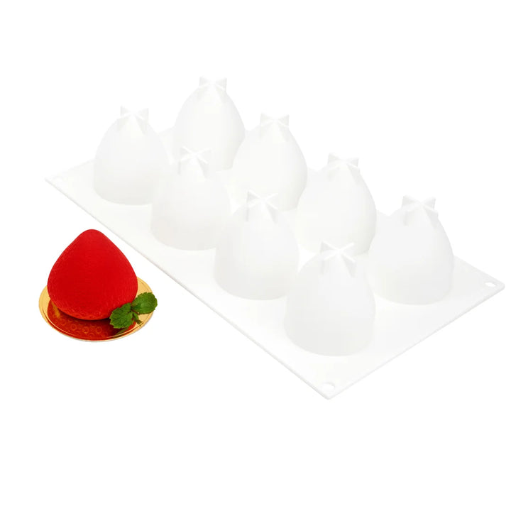 Restaurantware Pastry Tek 8-Compartment Silicone Strawberry Mold - Restaurant Equipment and Smallwares - Canadian Distribution - Ships Free Within Canada on Orders Above CAD $199