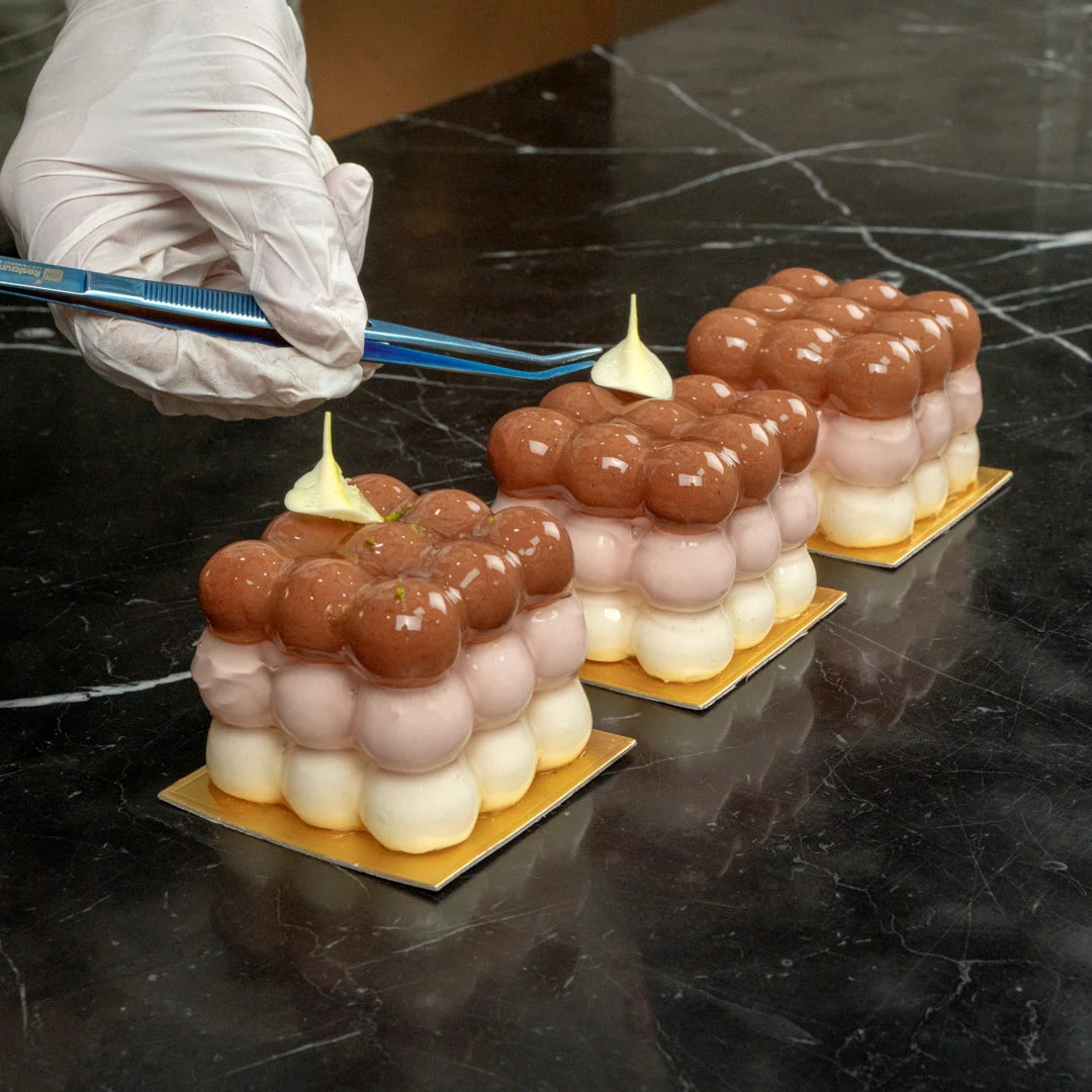Restaurantware Pastry Tek 6-Compartment Silicone Bubble Cube Mold - Restaurant Equipment and Smallwares - Canadian Distribution - Ships Free Within Canada on Orders Above CAD $199