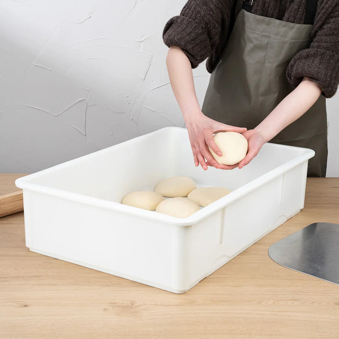 Restaurantware Dough Proofing Boxes, White, Plastic, 26 x 18 x 6 Inch - 10 Units/Case - Restaurant Equipment and Smallwares - Canadian Distribution - Ships Free Within Canada on Orders Above CAD $199