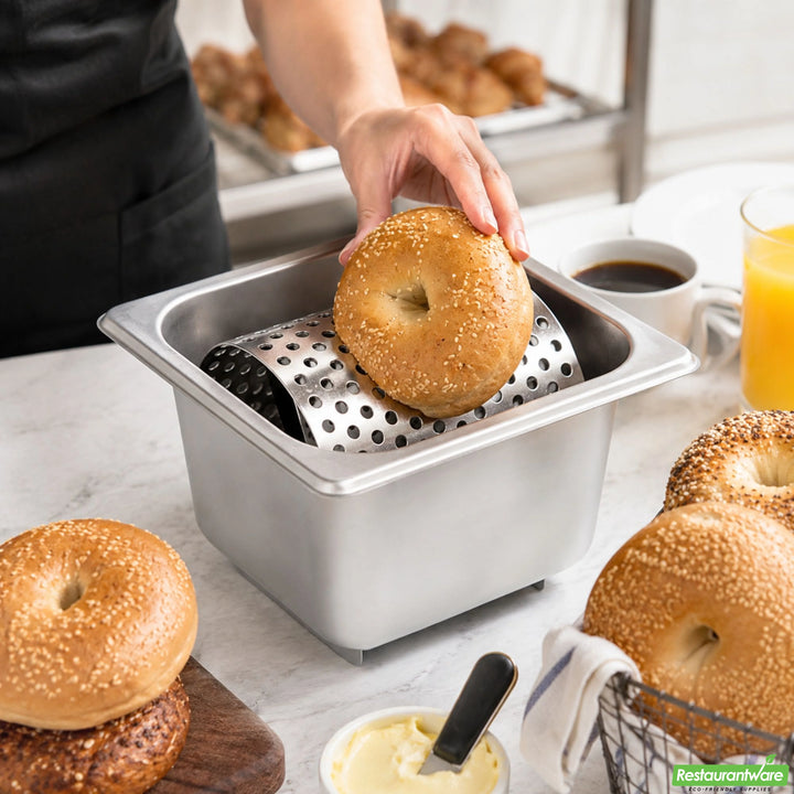 Restaurantware Met Lux White Stainless Steel Butter Wheel Spreader, 10.25 x 10.25 x 10.25In - Restaurant Equipment and Smallwares - Canadian Distribution - Ships Free Within Canada on Orders Above CAD $199