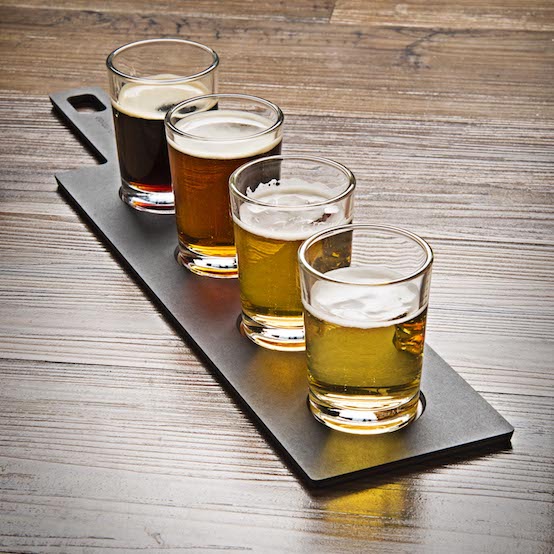 EPICUREAN Flight Server with 4 Glasses, 17.25" x 4" (44 x 10 cm) (Clearance) - Canadian Distribution - Ships Free Within Canada on Orders Above CAD $199