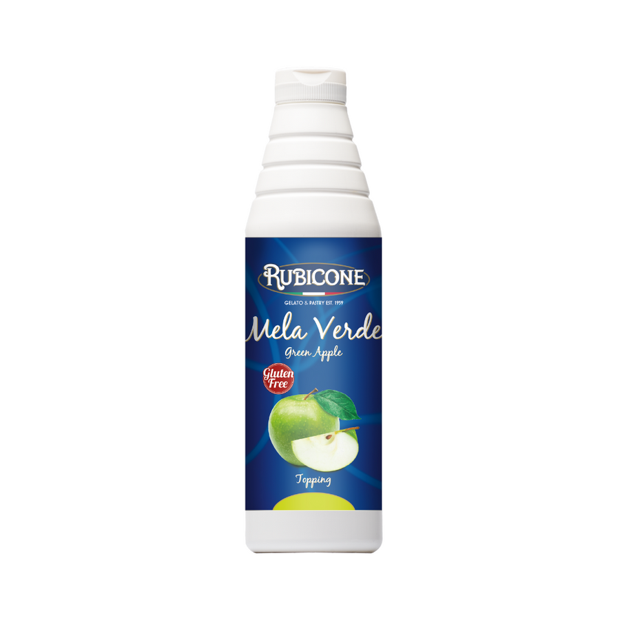 Rubicone Mela Verde green apple 1 KG bottle on a white background