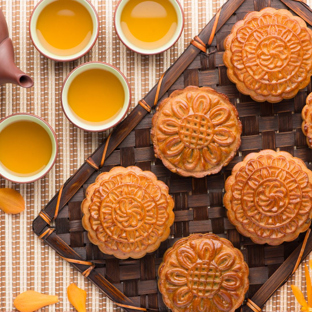 Lotus Seed Paste 蓮蓉餡 – Ready‑to‑Use Filling, 454g - Canadian Distribution - Ships Free Within Canada on Orders Above CAD $199