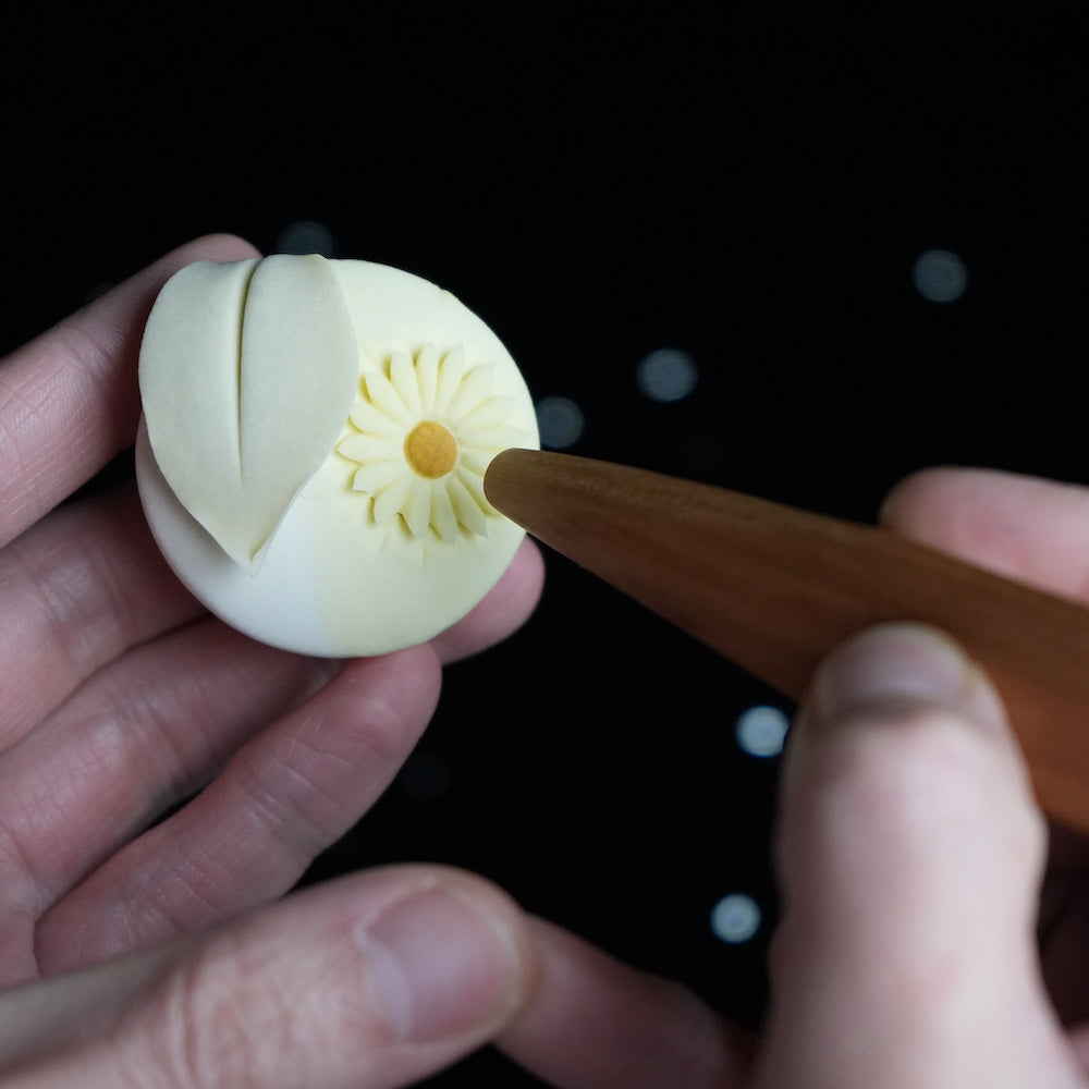 KADO ICHIKA Tige triangulaire en noyer avec pistil de 7 mm - Distribution canadienne - Livraison gratuite au Canada pour toute commande de plus de 199 CAD