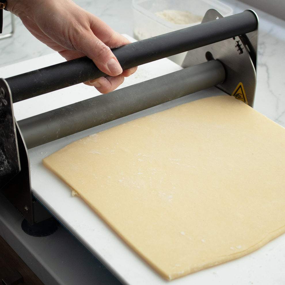 KNEADER RS101 — Compact Manual Dough Sheeter - SB-03/SB-05
