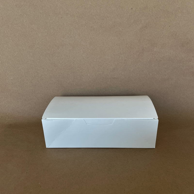 Large Snack Plain Vented 9.25" x 5" x 2.75" 200cs